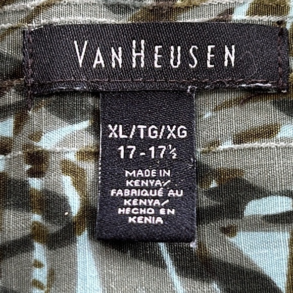 Van Heusen tropical men’s button front shirt. Size XL. Excellent condition. - Picture 2 of 7